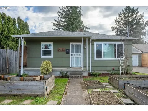 9020 SE Duke Street Portland OR 97266