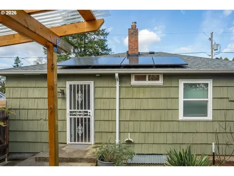 9020 SE Duke Street Portland OR 97266
