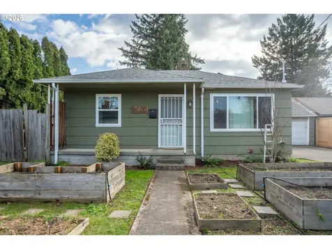 9020 SE Duke Street Portland OR 97266