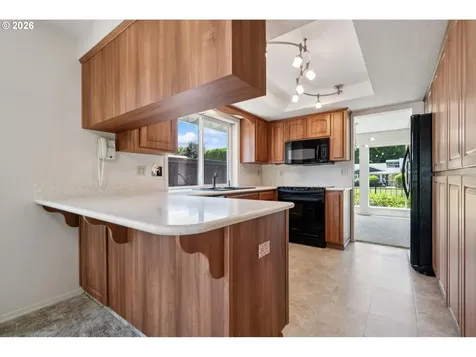 5617 NE Farmcrest Street Hillsboro OR 97124