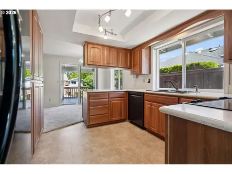 5617 NE Farmcrest Street Hillsboro OR 97124
