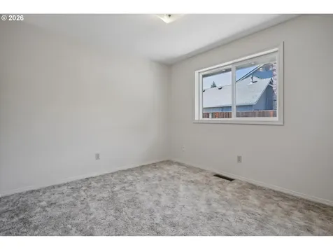 5617 NE Farmcrest Street Hillsboro OR 97124