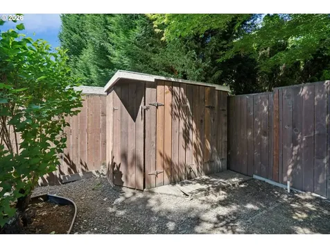 5617 NE Farmcrest Street Hillsboro OR 97124