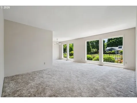 5617 NE Farmcrest Street Hillsboro OR 97124