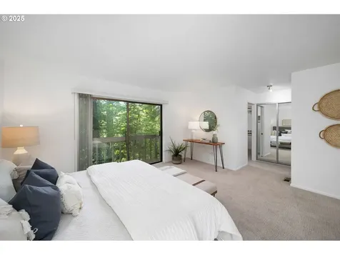 6426 SW Burlingame Place Portland OR 97239