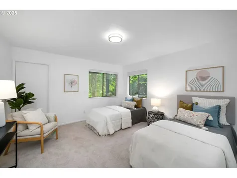 6426 SW Burlingame Place Portland OR 97239