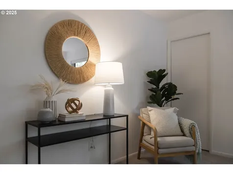 6426 SW Burlingame Place Portland OR 97239