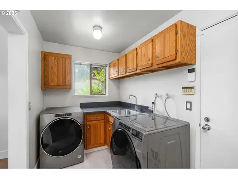 6426 SW Burlingame Place Portland OR 97239