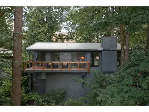 6426 SW Burlingame Place Portland OR 97239