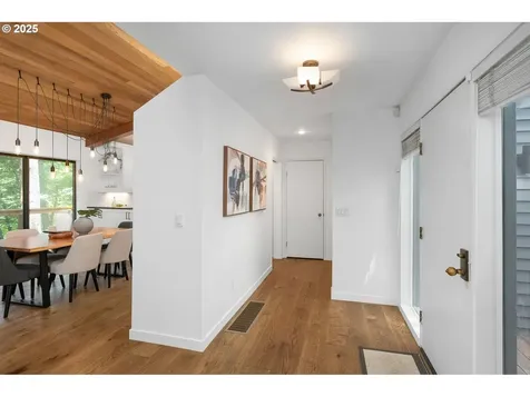 6426 SW Burlingame Place Portland OR 97239