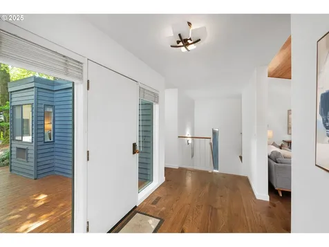 6426 SW Burlingame Place Portland OR 97239