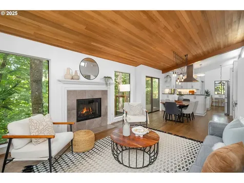 6426 SW Burlingame Place Portland OR 97239
