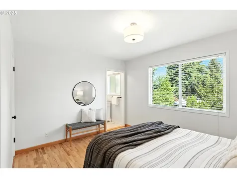 1237 Cedar Street Lake Oswego OR 97034