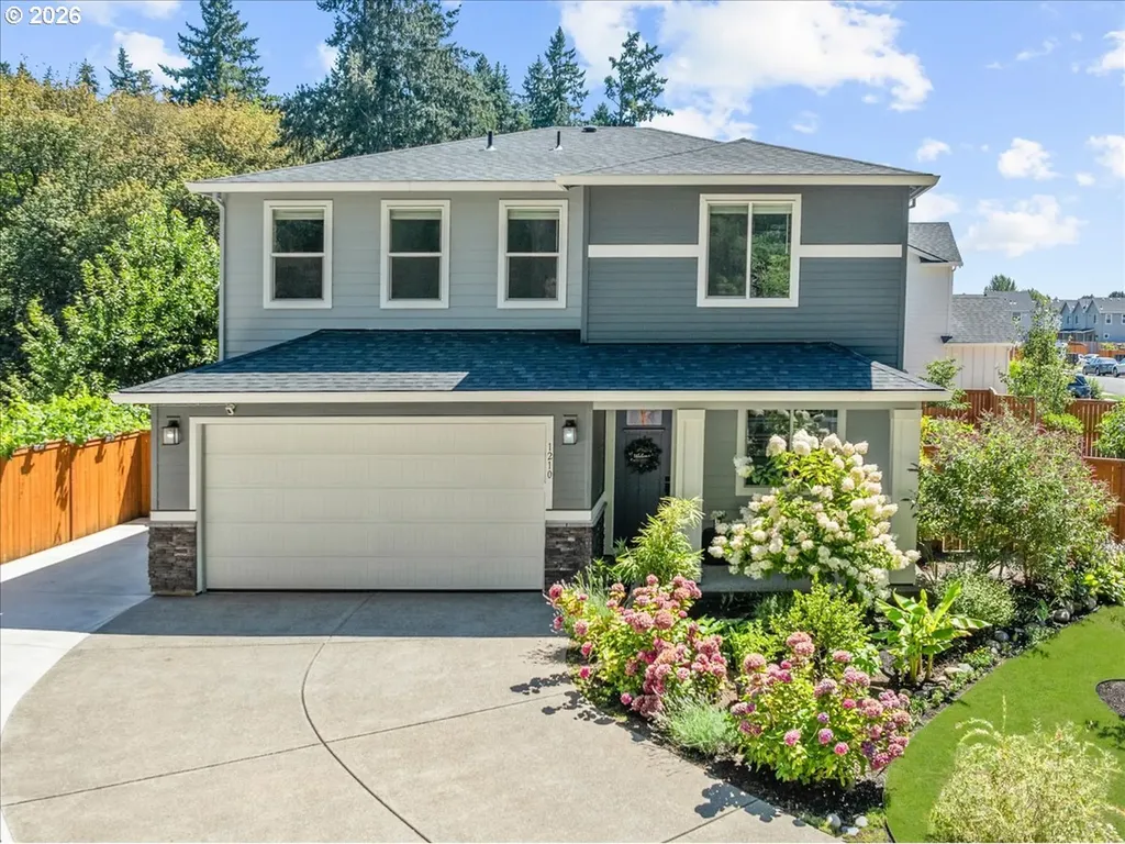 1210 N Sycamore Street Canby OR 97013