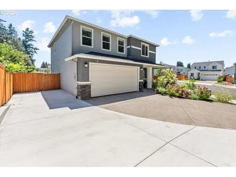 1210 N Sycamore Street Canby OR 97013