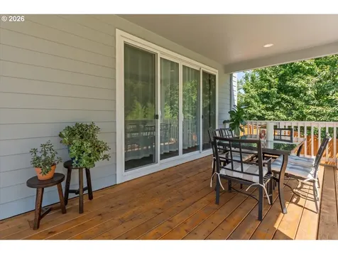 1210 N Sycamore Street Canby OR 97013