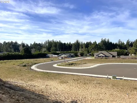 1085 Park Place Coos Bay OR 97420