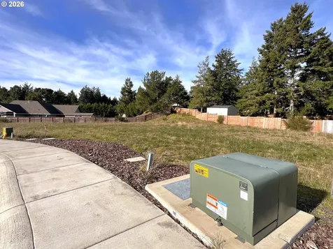1085 Park Place Coos Bay OR 97420