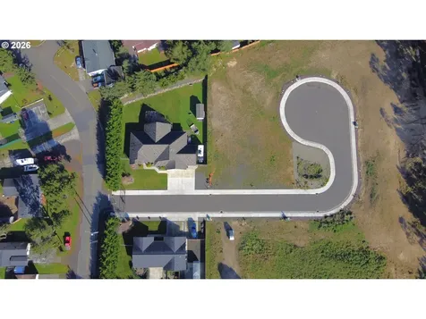 1085 Park Place Coos Bay OR 97420