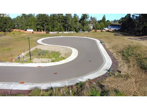 1085 Park Place Coos Bay OR 97420