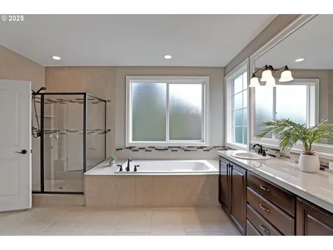 3302 NW 153rd Terrace Portland OR 97229
