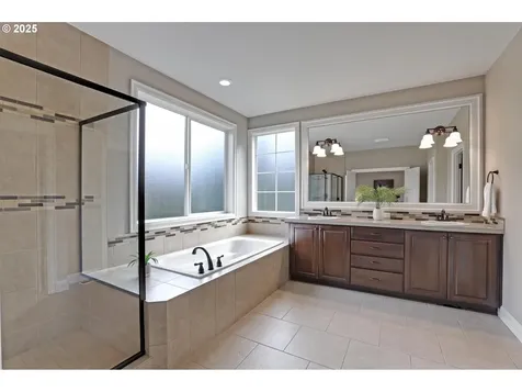 3302 NW 153rd Terrace Portland OR 97229