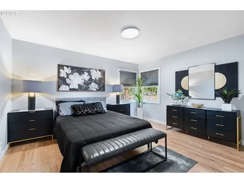 53 SE 74th Avenue Portland OR 97215