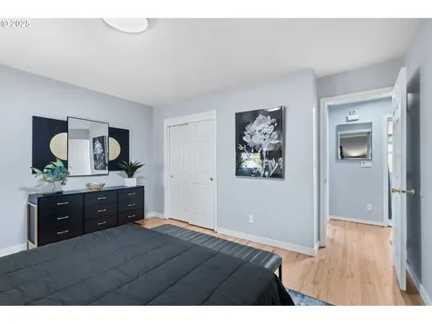 53 SE 74th Avenue Portland OR 97215