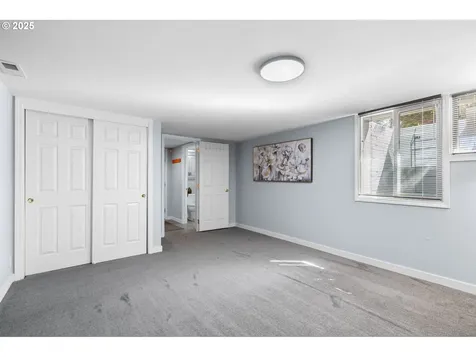 53 SE 74th Avenue Portland OR 97215