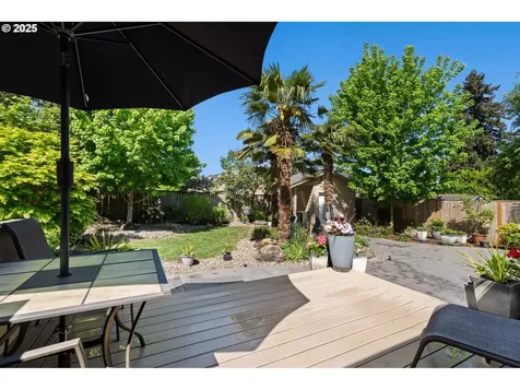 53 SE 74th Avenue Portland OR 97215