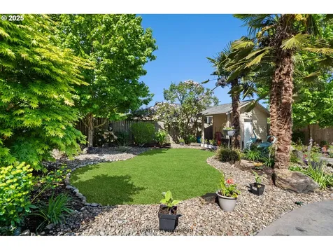 53 SE 74th Avenue Portland OR 97215