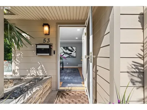 53 SE 74th Avenue Portland OR 97215