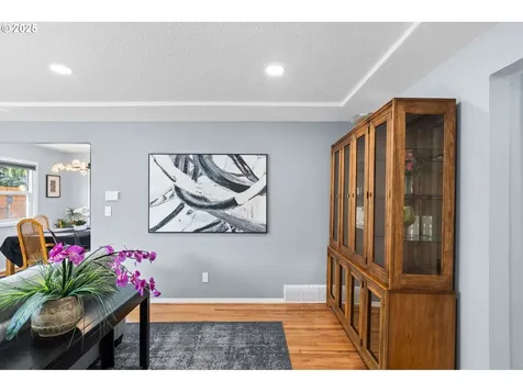 53 SE 74th Avenue Portland OR 97215
