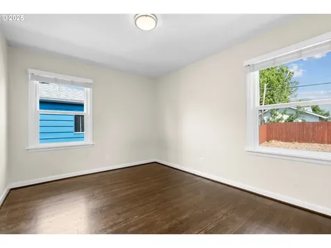 4852 SE 65th Avenue Portland OR 97206