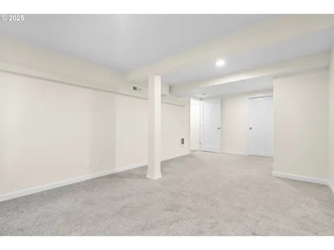 4852 SE 65th Avenue Portland OR 97206