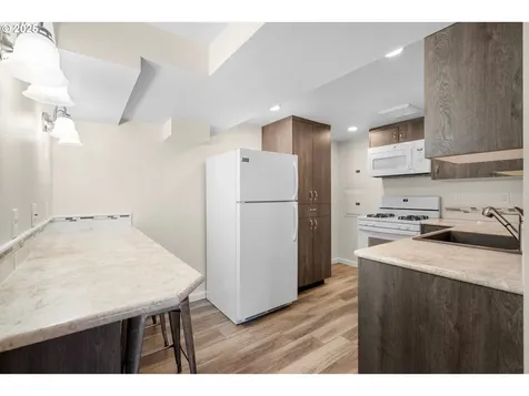 4852 SE 65th Avenue Portland OR 97206