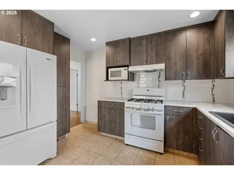4852 SE 65th Avenue Portland OR 97206