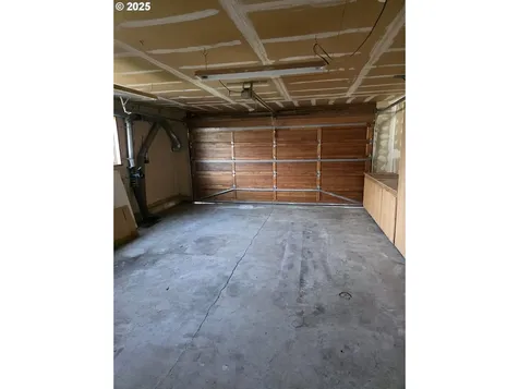 291 SE Shigley Street Winston OR 97496