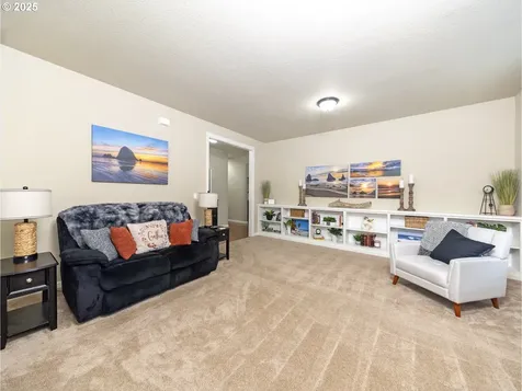 1020 E 4th Street Yamhill OR 97148