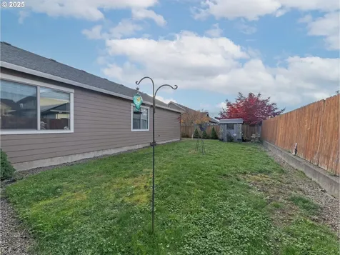 1020 E 4th Street Yamhill OR 97148