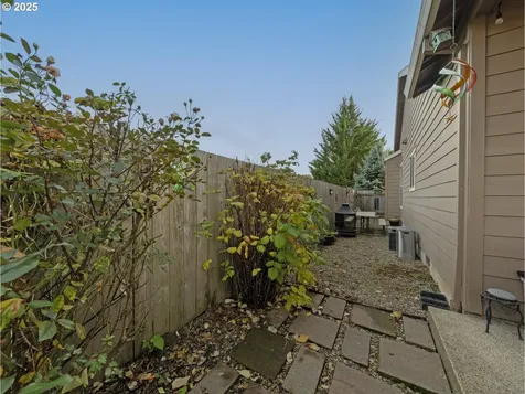 1020 E 4th Street Yamhill OR 97148