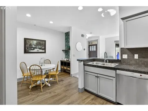 4857 NW Blandy Terrace Portland OR 97229