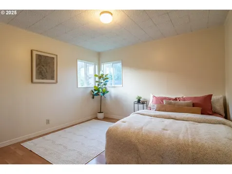 1418 SE Micelli Street Roseburg OR 97470