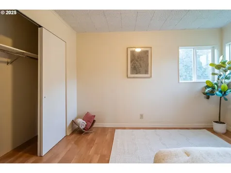 1418 SE Micelli Street Roseburg OR 97470