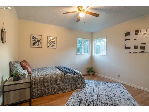 1418 SE Micelli Street Roseburg OR 97470