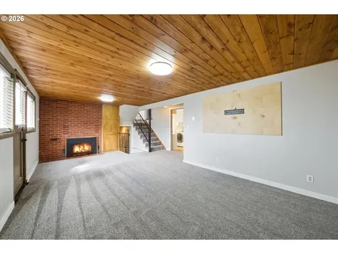 825 W Ridgeway Avenue Hermiston OR 97838