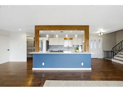 825 W Ridgeway Avenue Hermiston OR 97838