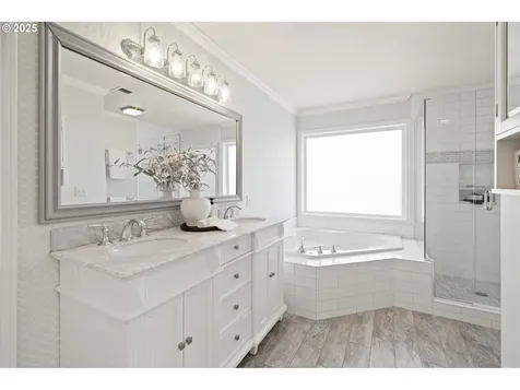 5790 Ridgetop Court Lake Oswego OR 97035