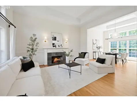 5790 Ridgetop Court Lake Oswego OR 97035