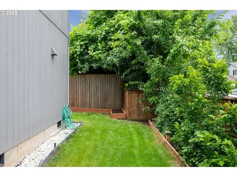 18576 SW Tara Meadows Court Beaverton OR 97078